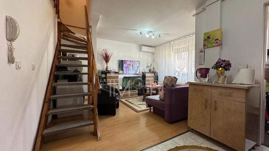 Apartament tip mansarda, intabulat Zona Vasile Aaron - Str. Soimului - Poză 3