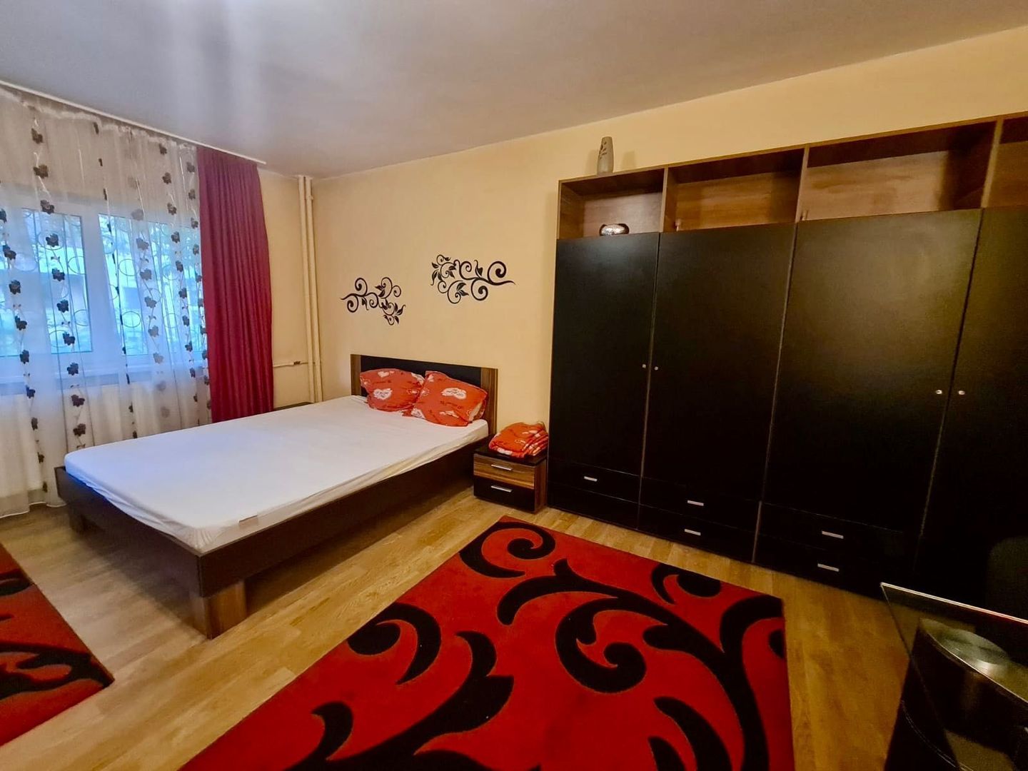 Garsonieră spațioasă și modernă –Vitan Mall/Piața Alba Iulia –400€ - Poză 1