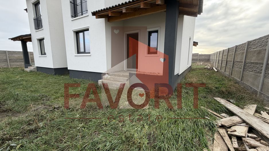 Duplex despartit | 4 camere | Asfalt si toate utilitatile | Zona excelenta - Poză 2