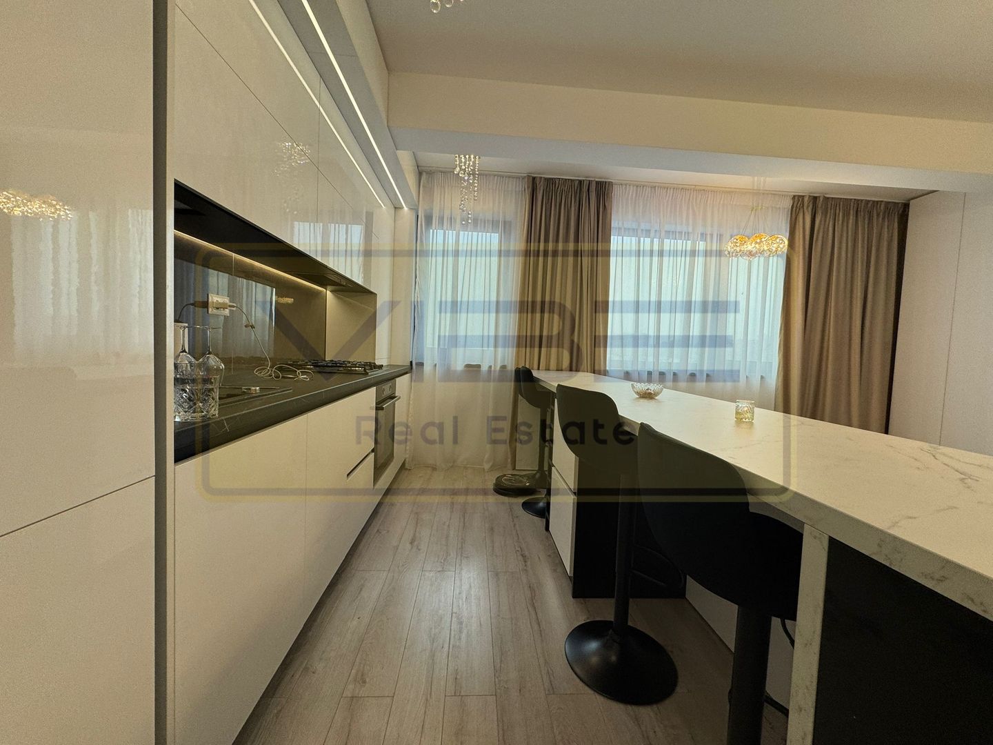 Apartament premium 2 camere+parcare Comat Towers - Poză 9