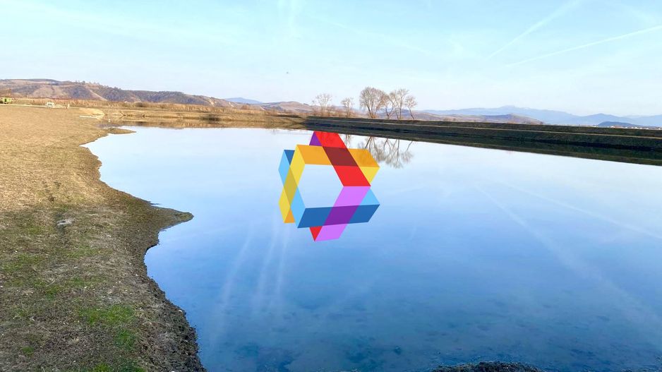 Teren 11 ha cu heleșteu 3 ha - Poză 1