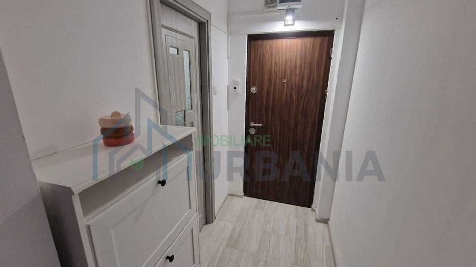 Apartament 2 camere de închiriat în Alexandru cel Bun, renovat integral și mobilat modern - Poză 16