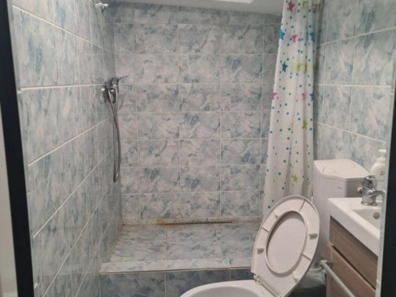 Garsoniera mobilata si utilata - zona garii 200 euro - Poză 6