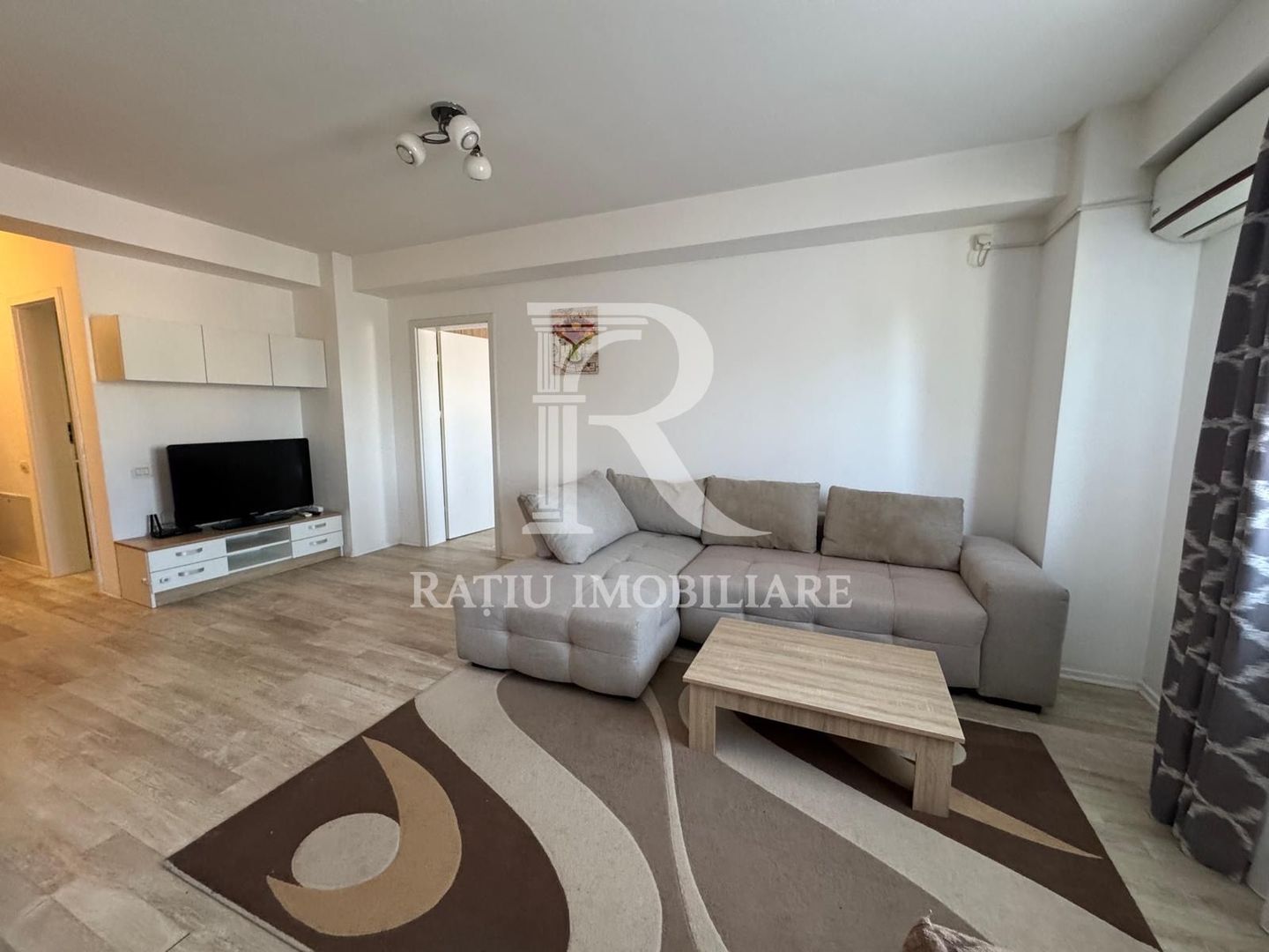 Apartament cu 2 camere | Parcul Salca | Oradea - Poză 1