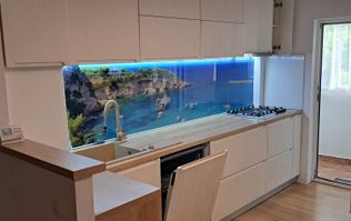 De închiriat ! Apartament spaţios cu 3 camere, în Cart. Grigorescu