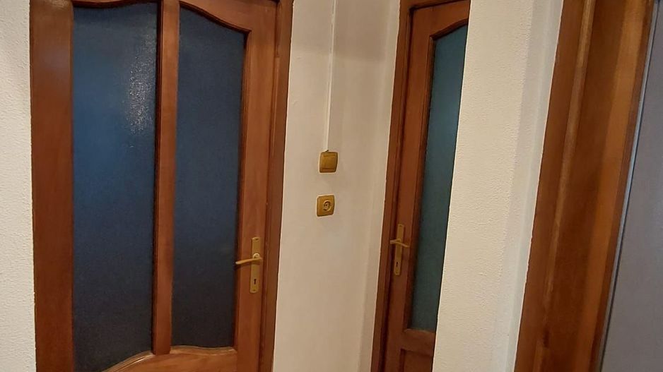 De închiriat apartament cu 3 camere, etaj 1, Siderurgistilor, 400 euro - Poză 12