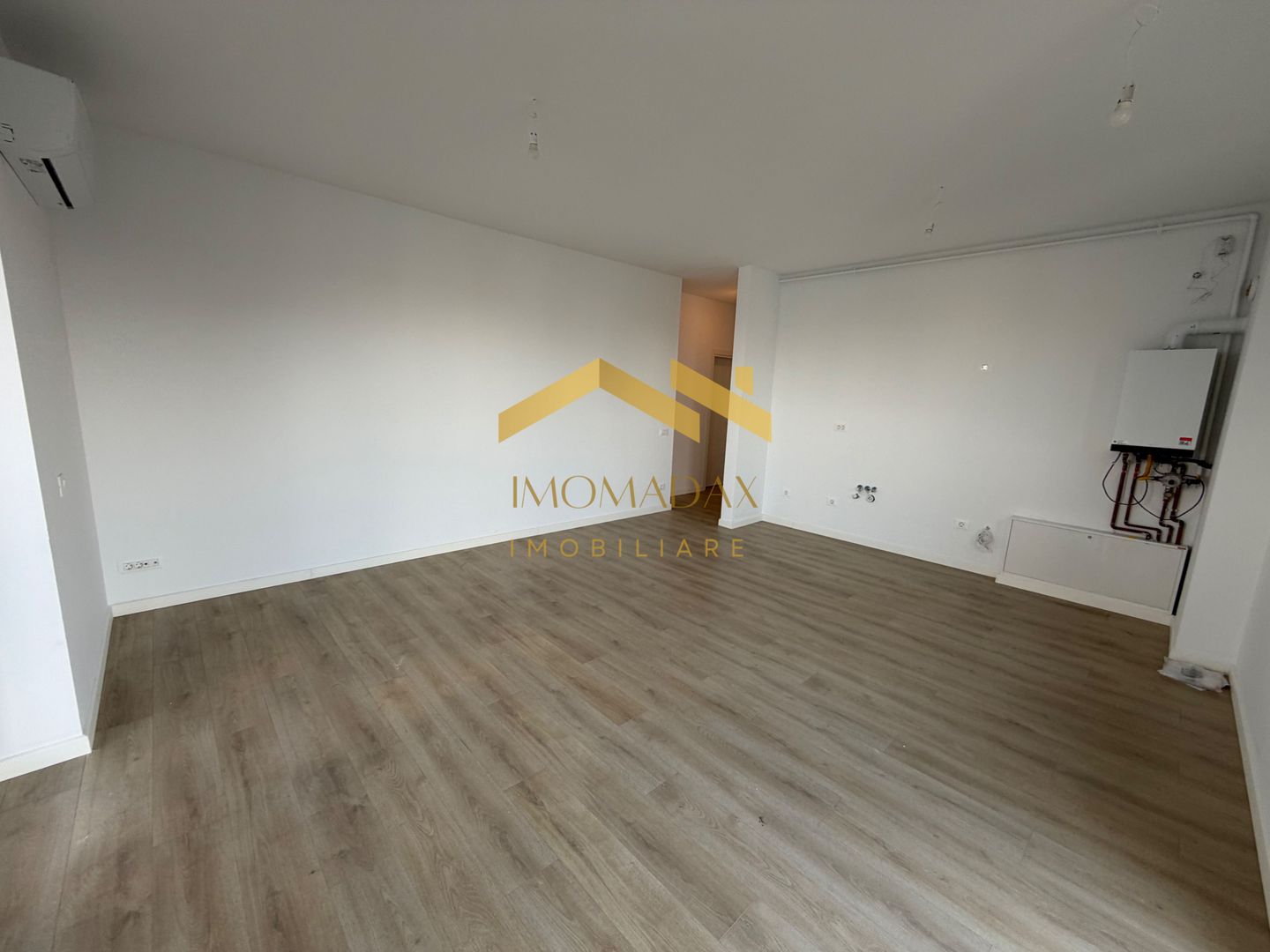Aradului-3 Camere-2 Balcoane - Poză 16