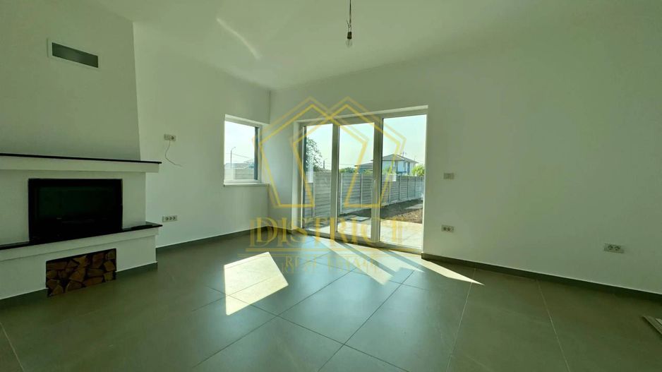 Duplex cu 5 camere, perete dublu | Becicherecul Mic | COMISION 0% - Poză 1