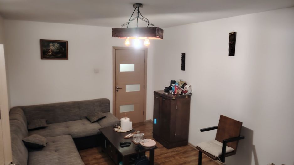 apartament 3 camere Drumul Taberei - Poză 1