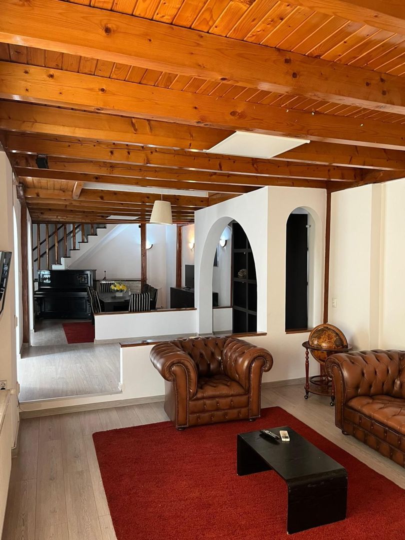 Vila cu piscina Herastrau | Panouri solare | Parcare | Rezidential sau birouri - Poză 1