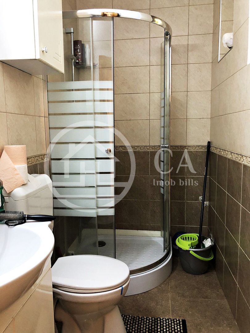 Casa de inchiriat cu 3 camere la curte comuna in zona centrala, Oradea - Poză 8