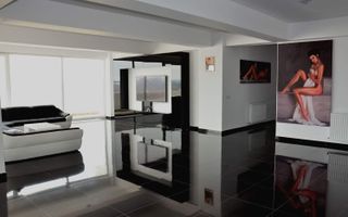 Penthouse 3 camere de închiriat | Șelimbăr | 244 mp - Poză 1