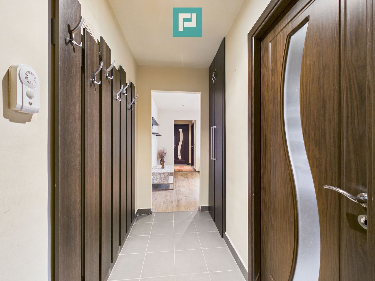 Apartament cu 2 camere semidecomandat în zona UTA - Poză 14