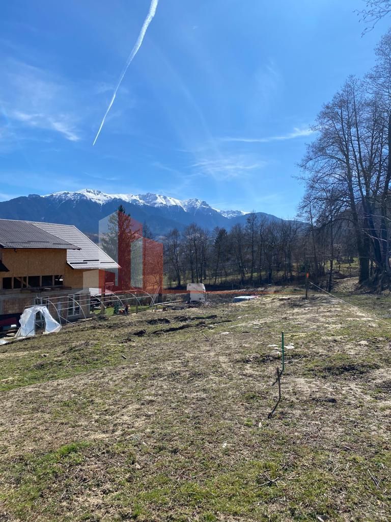 Teren Predelut cu priveliste - Poză 6