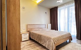 Apartament 3 camere lux, terasă privată, loc parcare inclus,lângă Universitate - Poză 8