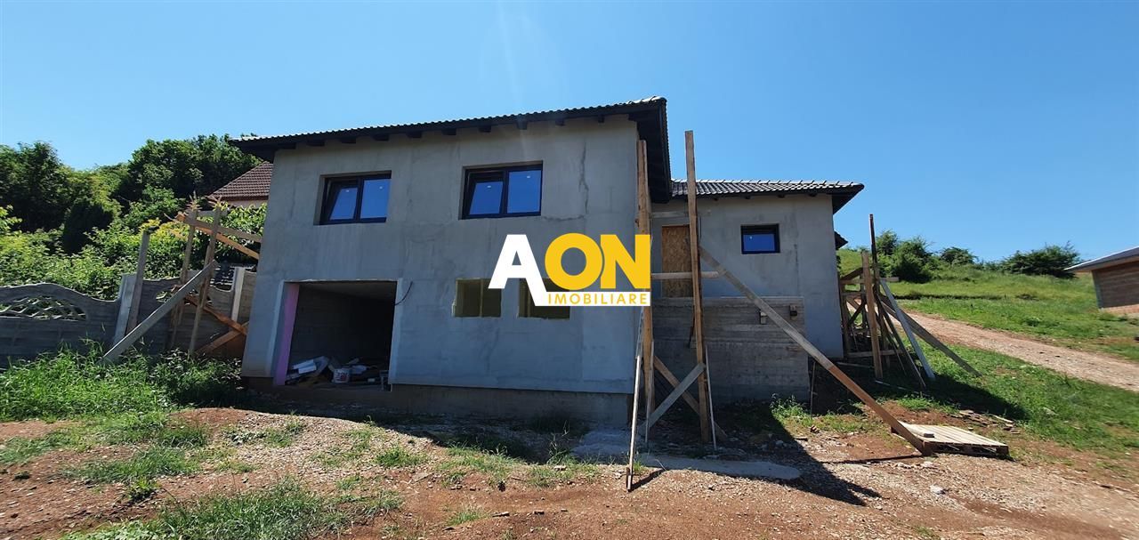 Casa semifinisata 4 camere garaj 650 mp teren, langa padure, Micesti - Poză 3