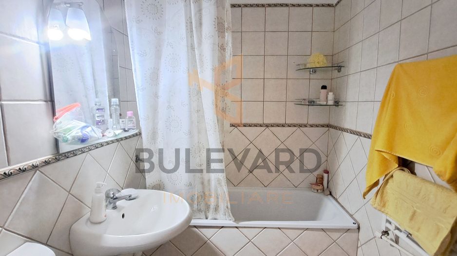 Apartament 2 camere, zona Liceului Onisifor Ghibu, etaj intermediar - Poză 12