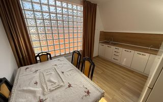 Apartament in casa, mobilat/utilat - zona Schei/Brasovul Vechi - Poză 3