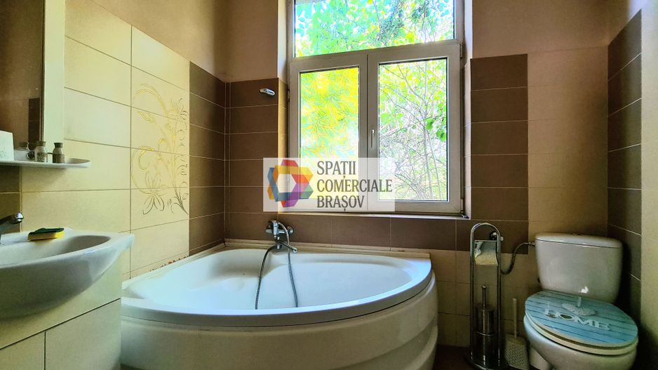 Casa 3 camere de închiriat Brasov - Centru - 80 mp. - Poză 2