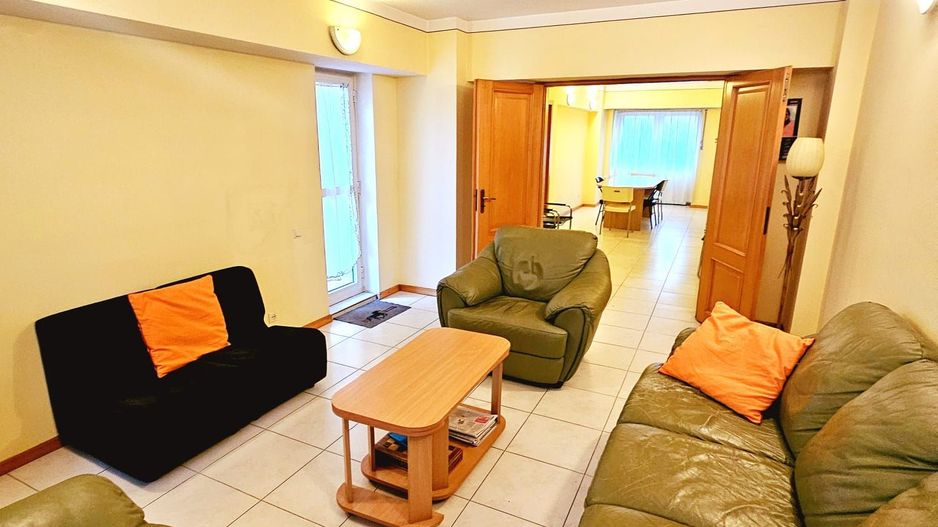 De vanzare Apartament 4 camere ULTRACENTRAL Piata Unirii, Bucuresti - Poză 7