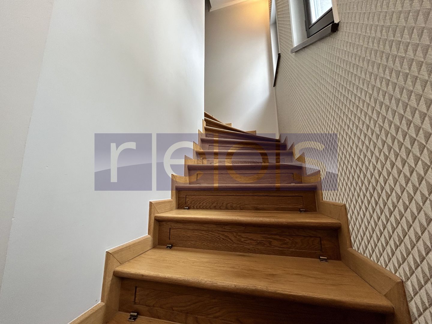 VANZARE VILA INDIVIDUALA | P+1 | LIBERA | ZONA CAPITALE - Poză 11