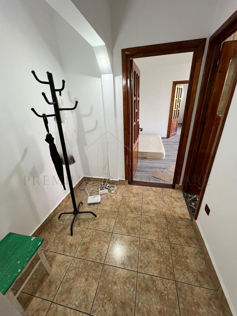 Apartament 2 Camere de vânzare în Onești – Zona centrală - Poză 3