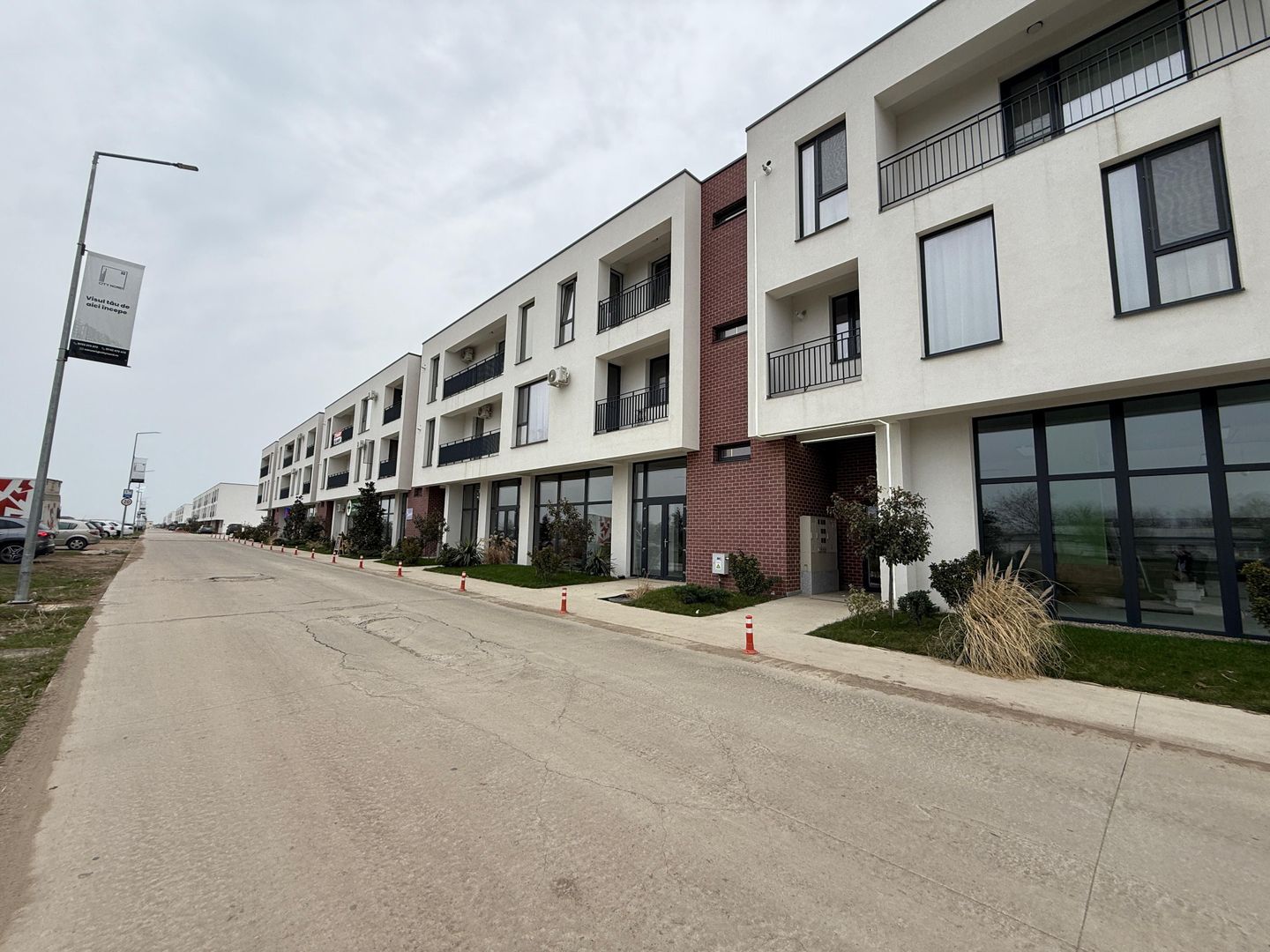 Comision 0% | Spatiu Comercial 206 mp Aerocity | Tunari - Poză 1