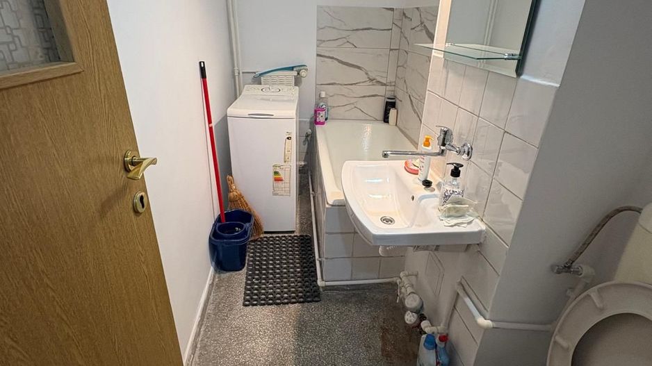 Vanzare Garsoniera zona Giulesti - Poză 6