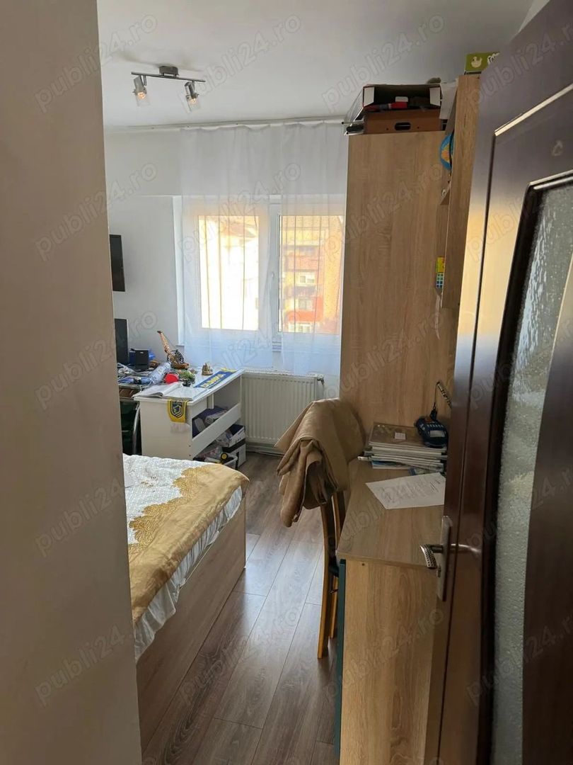 BRASADAS vinde ap 3 cam etaj 4/4 in Micro 17. - Poză 10