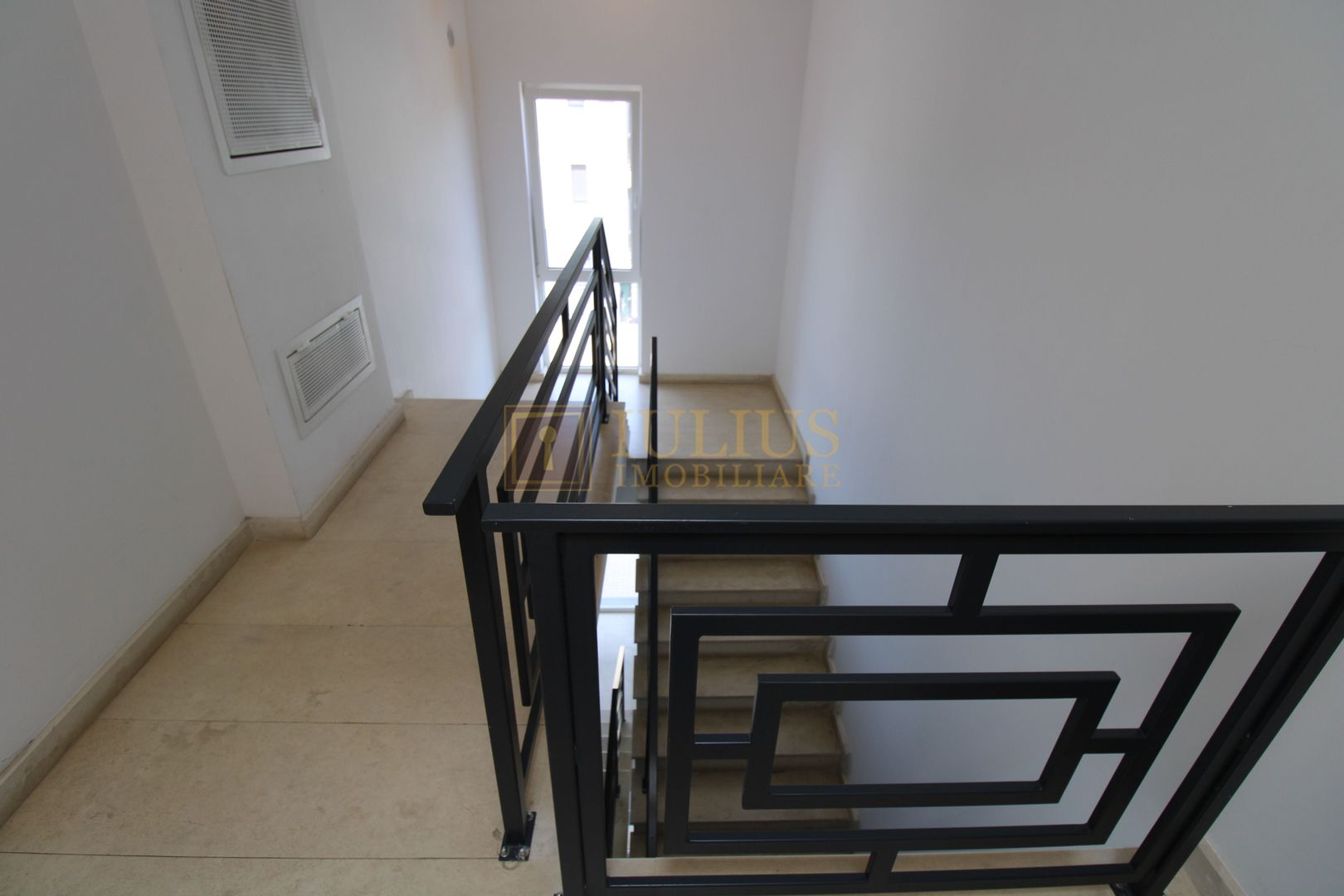 Bloc nou, loc de parcare, zona Aradului/str. LInistei - Poză 15