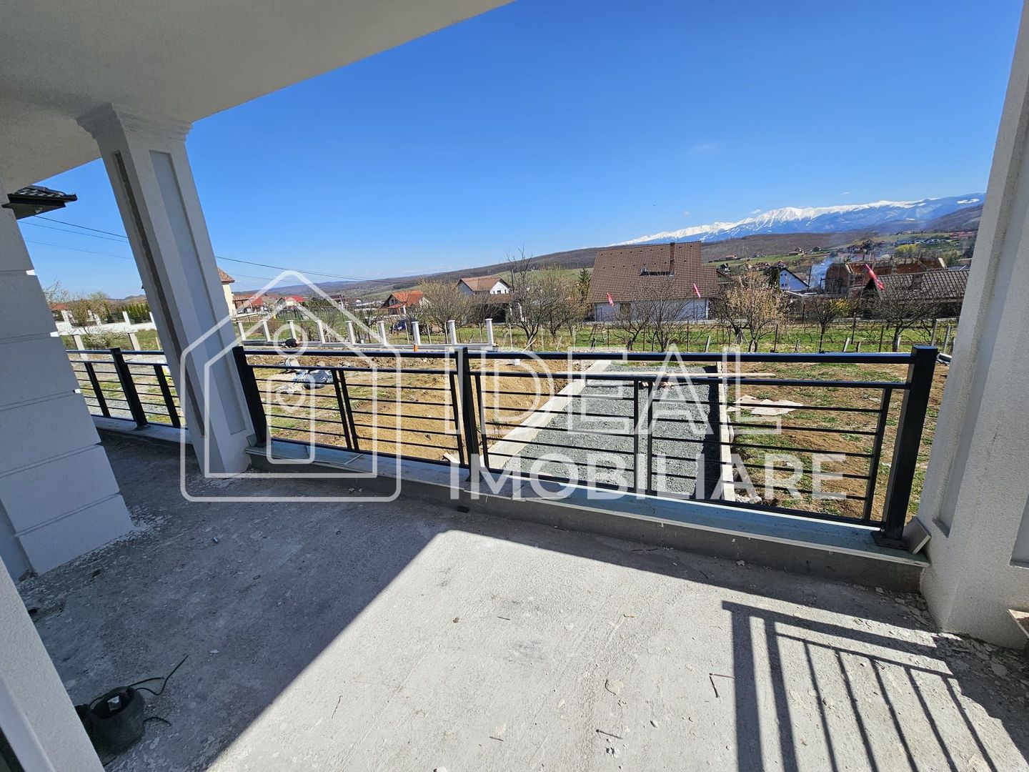 Vila Moderna cu 4 camere si 600 mp de curte, in Tocile - Poză 8