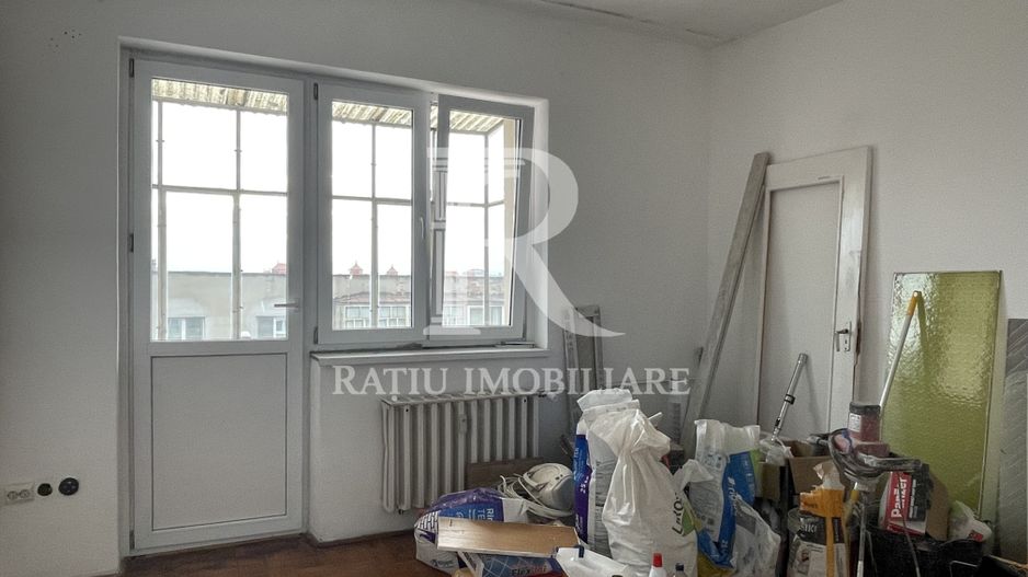 Apartament cu 3 camere | Magheru | Oradea - Poză 8