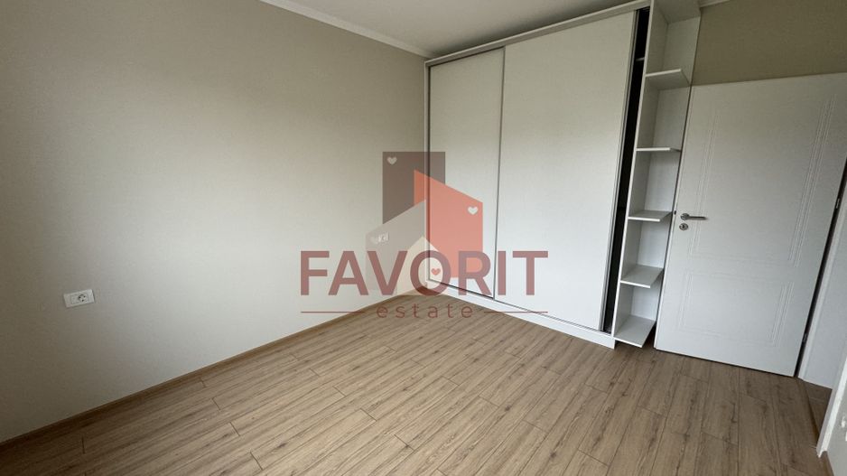 Etaj 1. Finisat la cheie. Loc de parcare - Poză 5