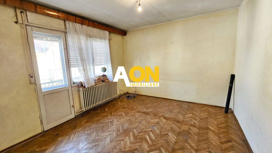 Casa tip duplex, 4 camere, garaj. Cetate, zona HCC - Poză 11