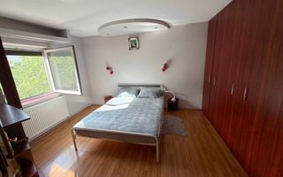 Casă P+E+Pod înalt, teren 574 mp, garaj și fotovoltaice – Zona Lipovei - Poză 8