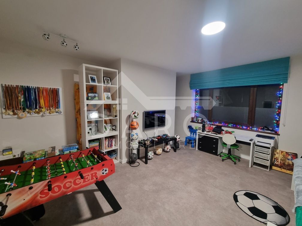 Casa in Târgu Mureș zona centrala singur in curte - Poză 8