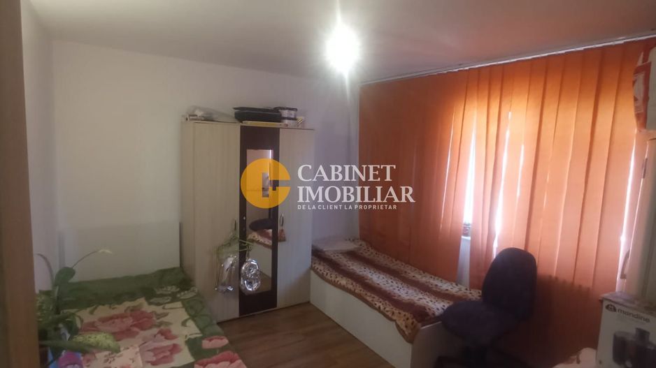 Apartament 2 camere decomandat - zona Alexandru cel Bun - Poză 1