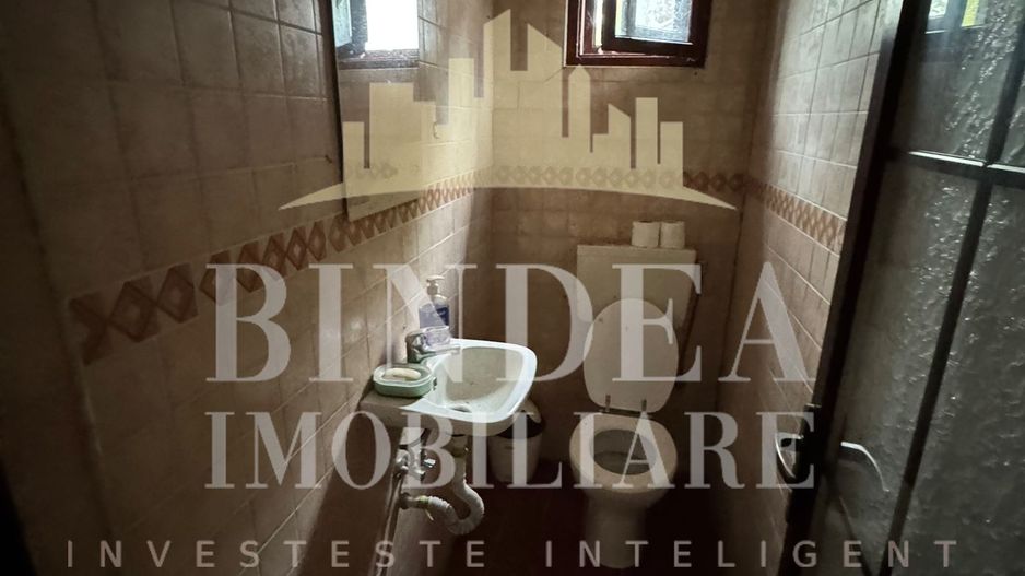 Oportunitate investitie: două reședințe de vacanță/ cabane 3940mp teren - Poză 5