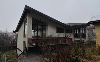 Proprietate amplă cu două case și teren generos, Brașov – str. Cariere - Poză 18