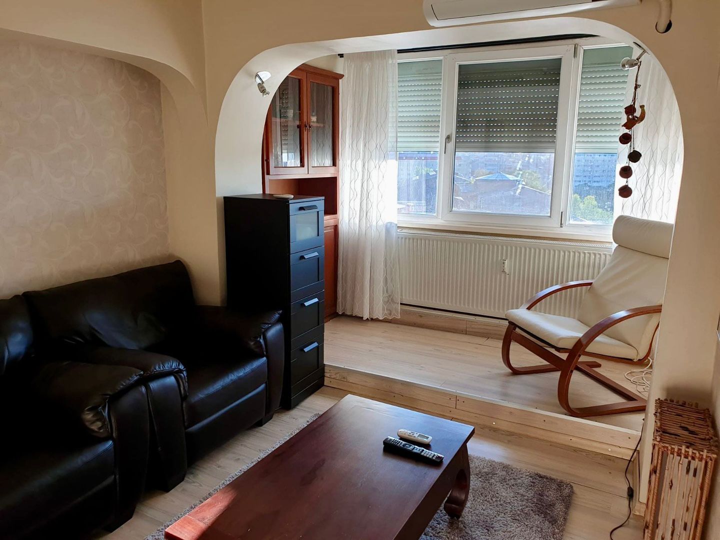 Apartament 2 camere I Tei I Vanzare - Poză 1