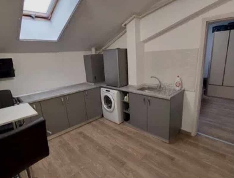 AP. 2 CAMERE- SALAJAN, PET-FRIENDLY, PARCARE INCLUSA, CENTRALA, METROU - Poză 5