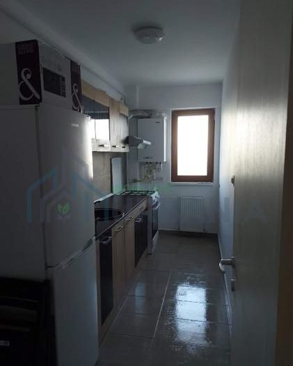 închiriez apartament cu o camera - Poză 5