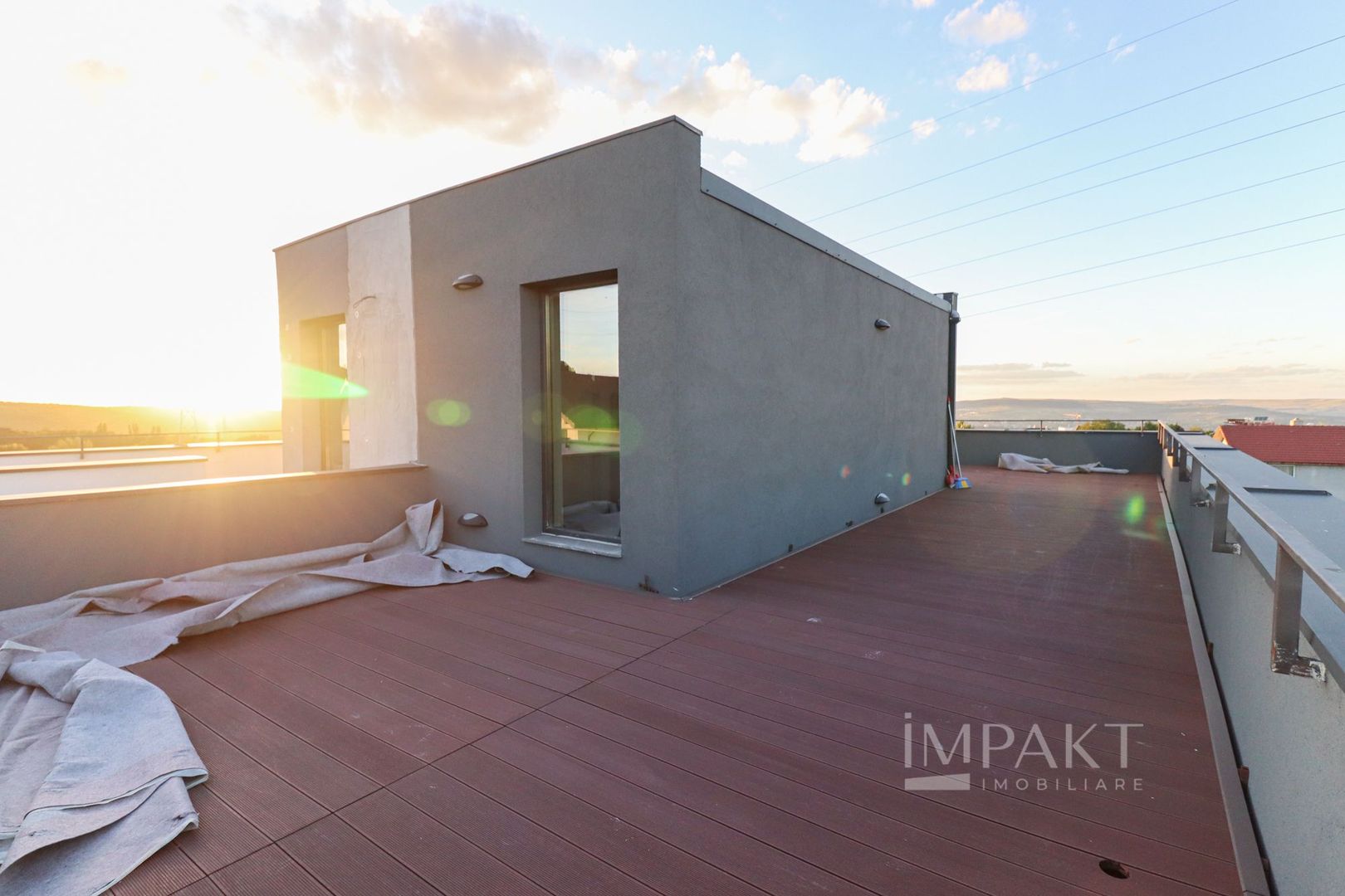 Duplex de vânzare Europa | 4 camere, terasă 50 mp + 2 locuri parcare - Poză 5