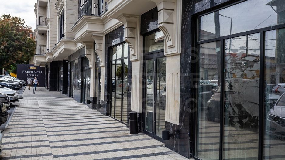 Vânzare, spațiu comercial, strada Eminescu Mihai, Centru - Poză 9