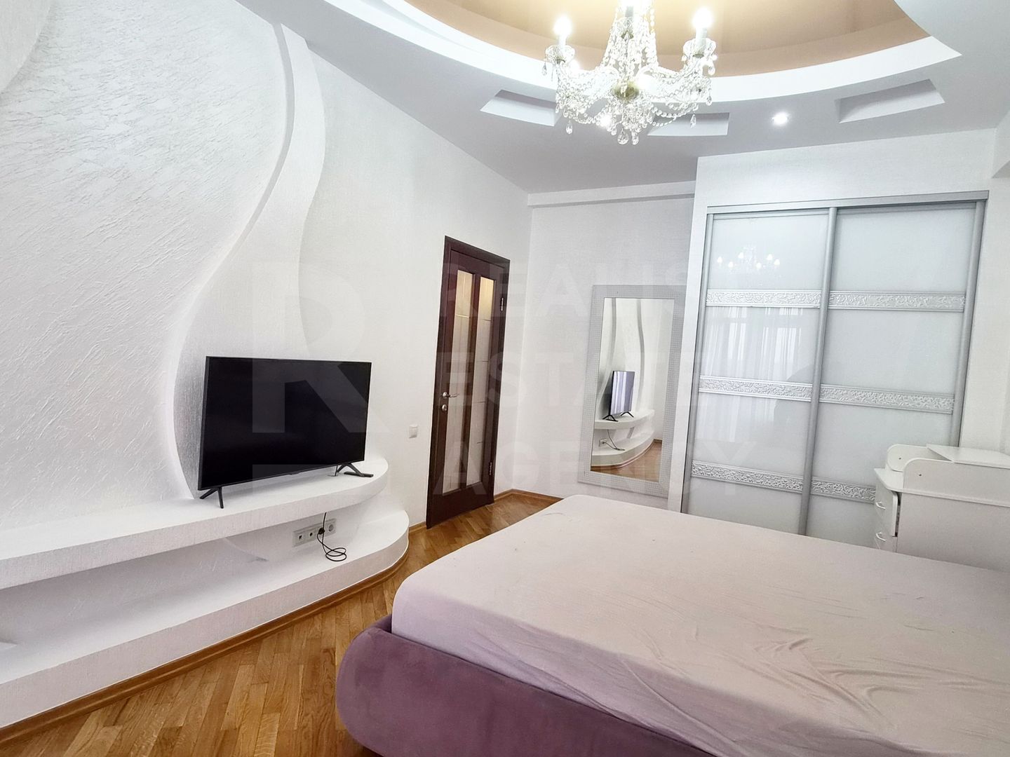 Chirie, apartament, 3 camere, Str.Academician Sergiu Rădăuţanu,Rîșcani - Poză 9