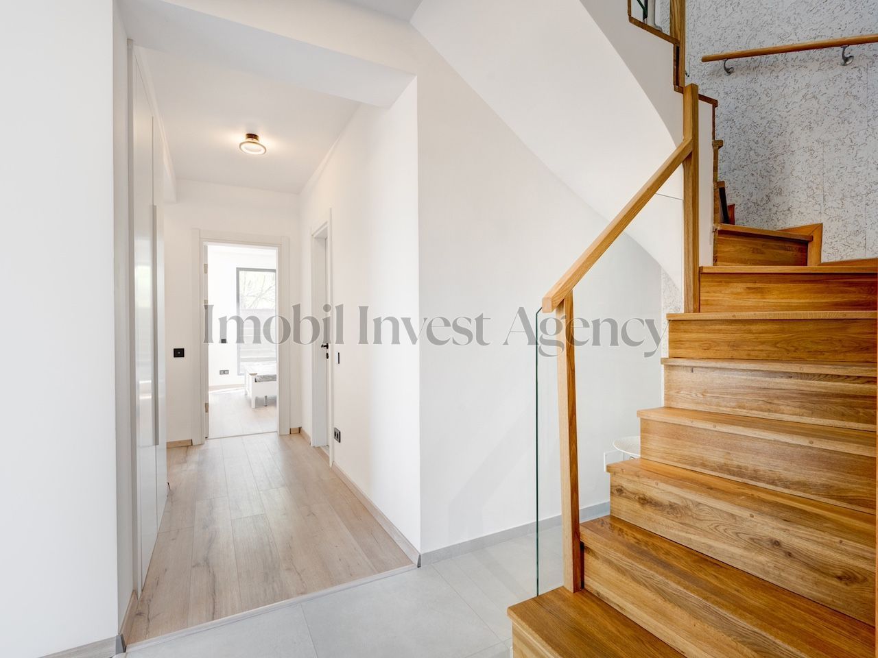 Vila Duplex 5 camere Otopeni - Poză 9