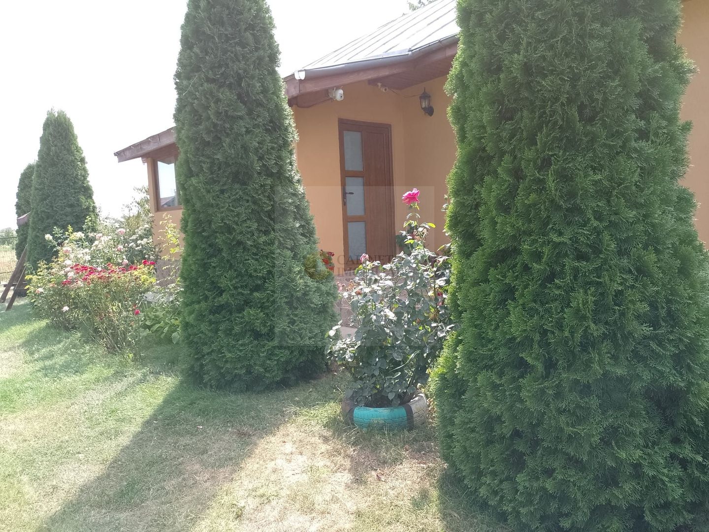 Casă de vacanță modernă cu teren generos –15min de Tecuci - Poză 3