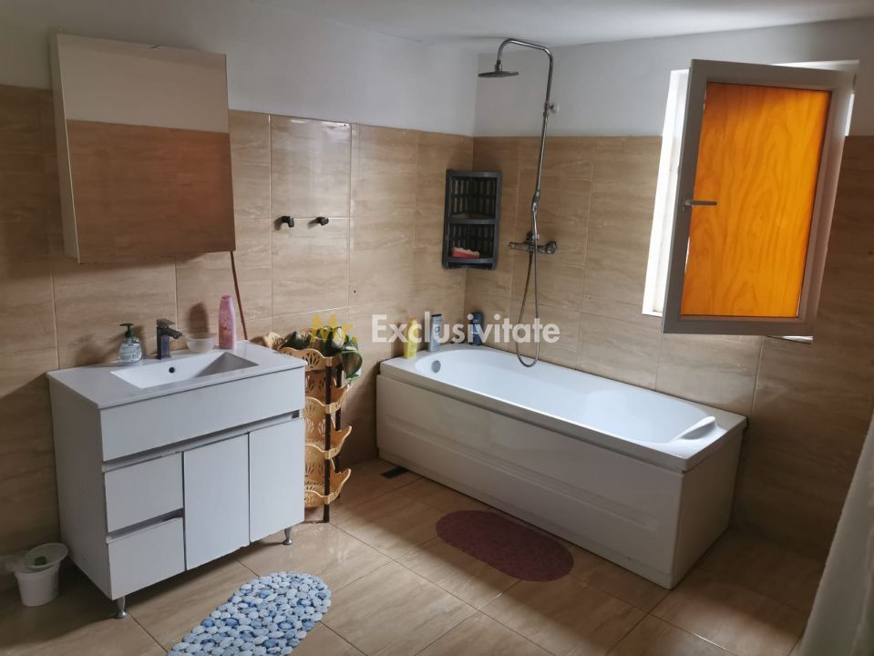 Casa de vanzare - comuna Pielesti - Poză 9