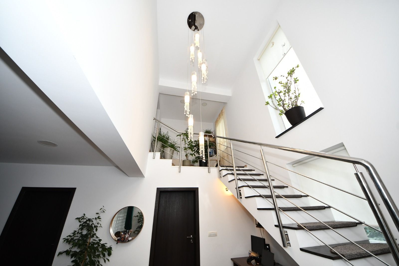 Casa moderna, constructie 2019 – eficienta energetica clasa A, 4 dormitoare - Poză 9