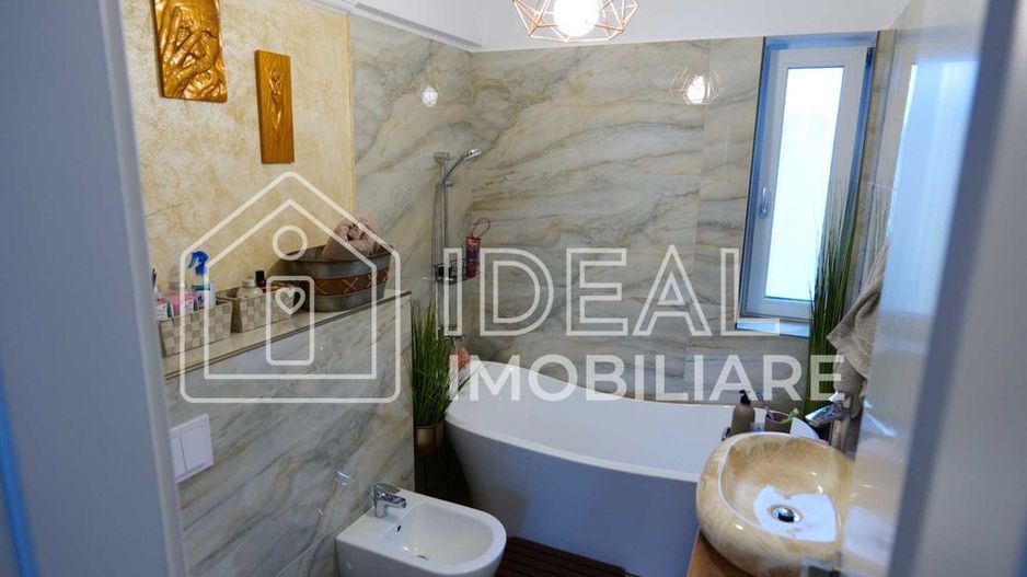 Casa de  cu 4 camere in Selimbar, zona Triajului - Poză 5